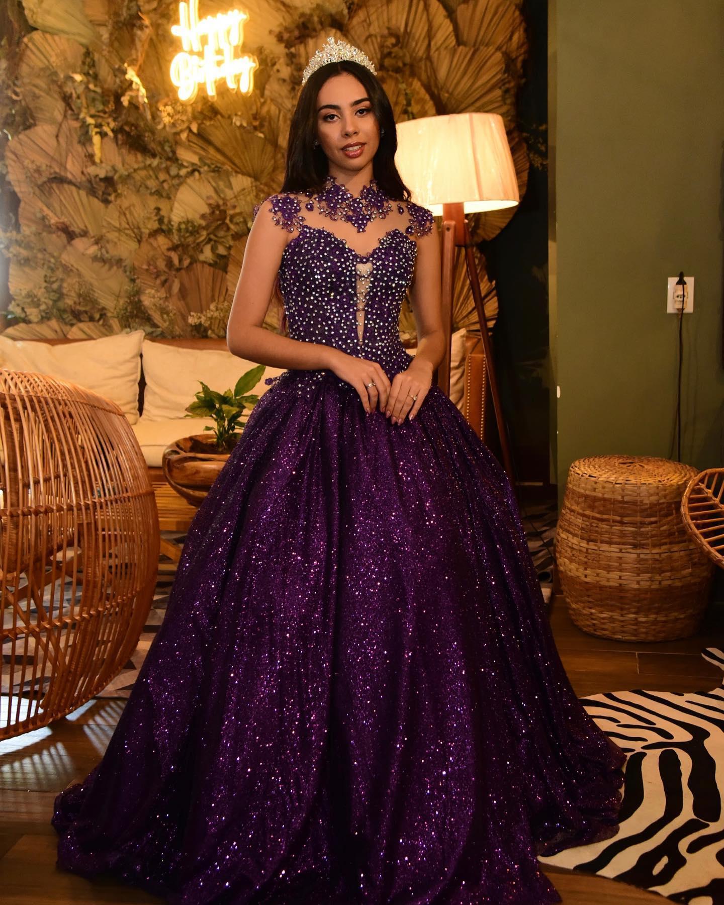 Modelo de vestido de 15 anos do acervo MVTeen, look 4